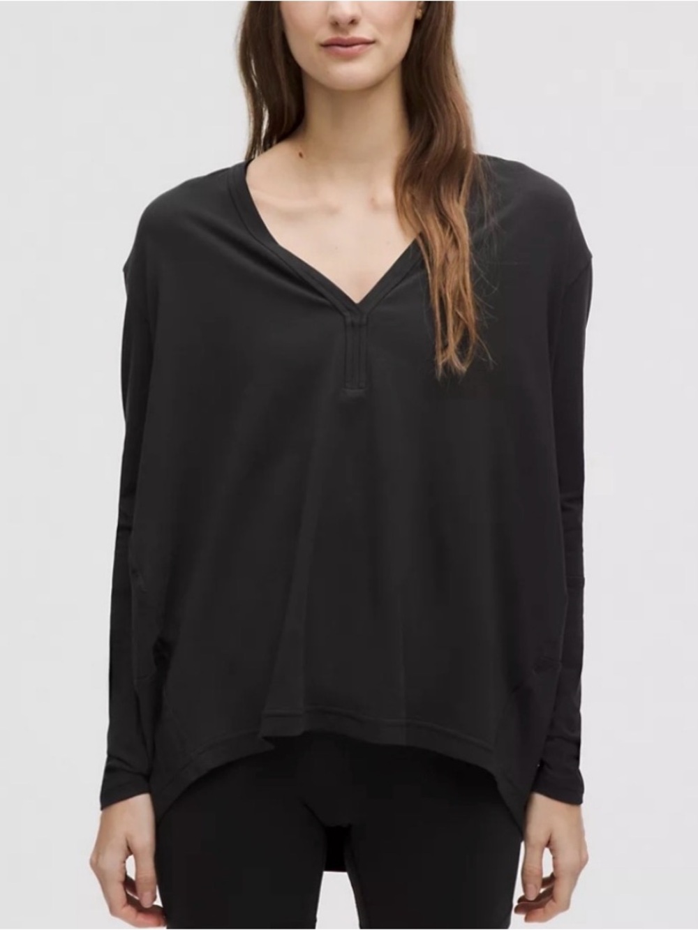 NWT Women's Lululemon Size 14 Black Back In Action Long Sleeve V-Neck Shirt $68